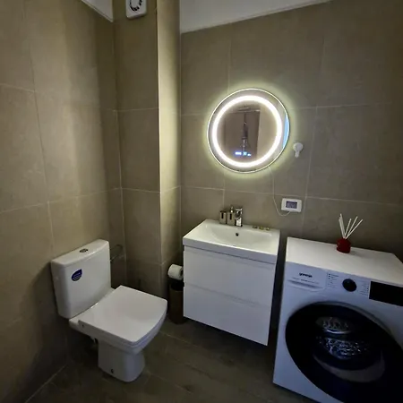Nest - Private Parking - Gym - Swimming Pools Apartment