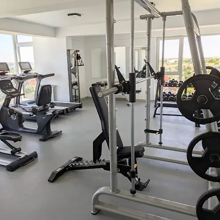 Apartment Nest - Private Parking - Gym - Swimming Pools